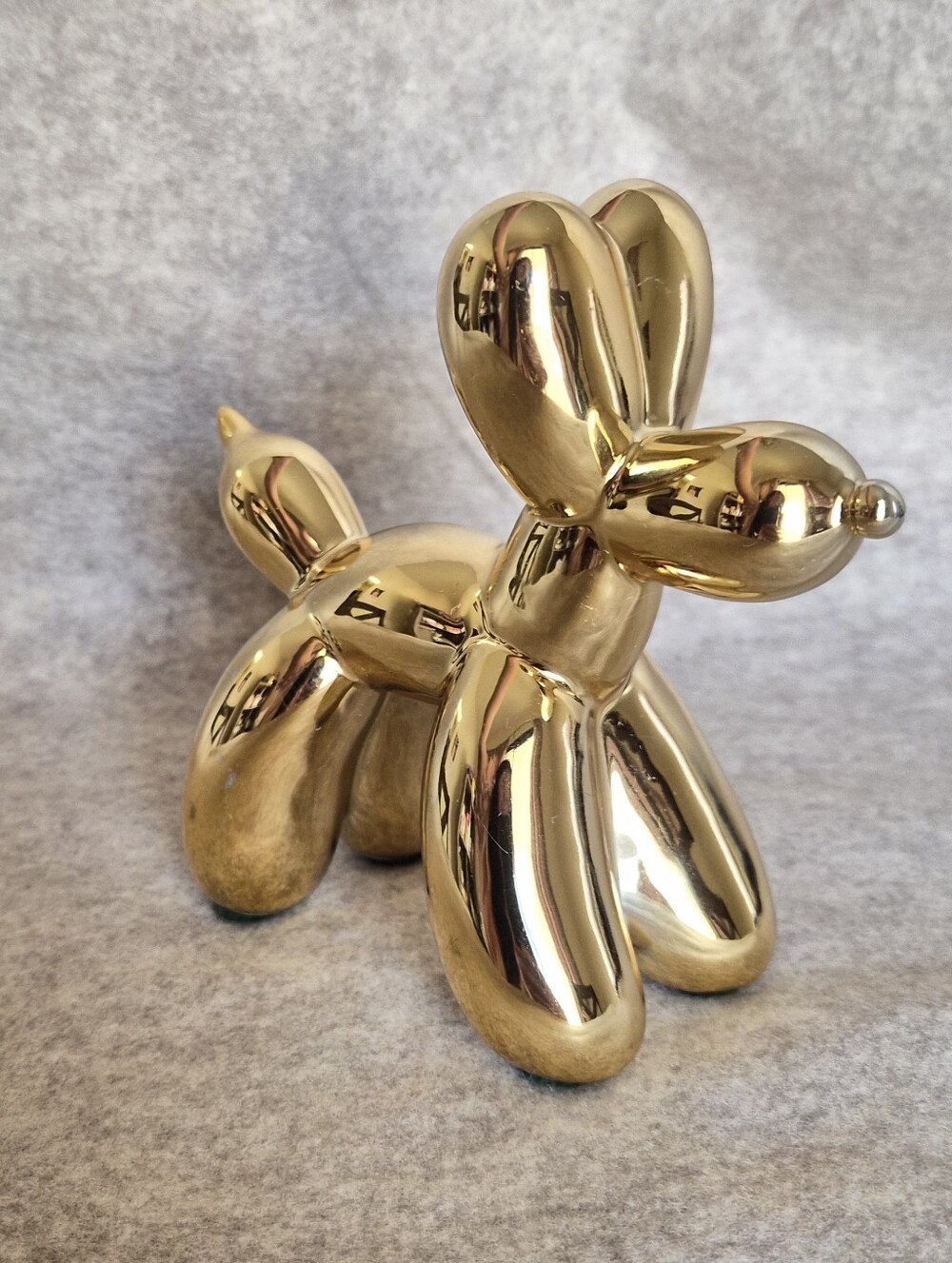 Gold Balloon Dog Figurine - Decorative Home Accent Pop Art Style